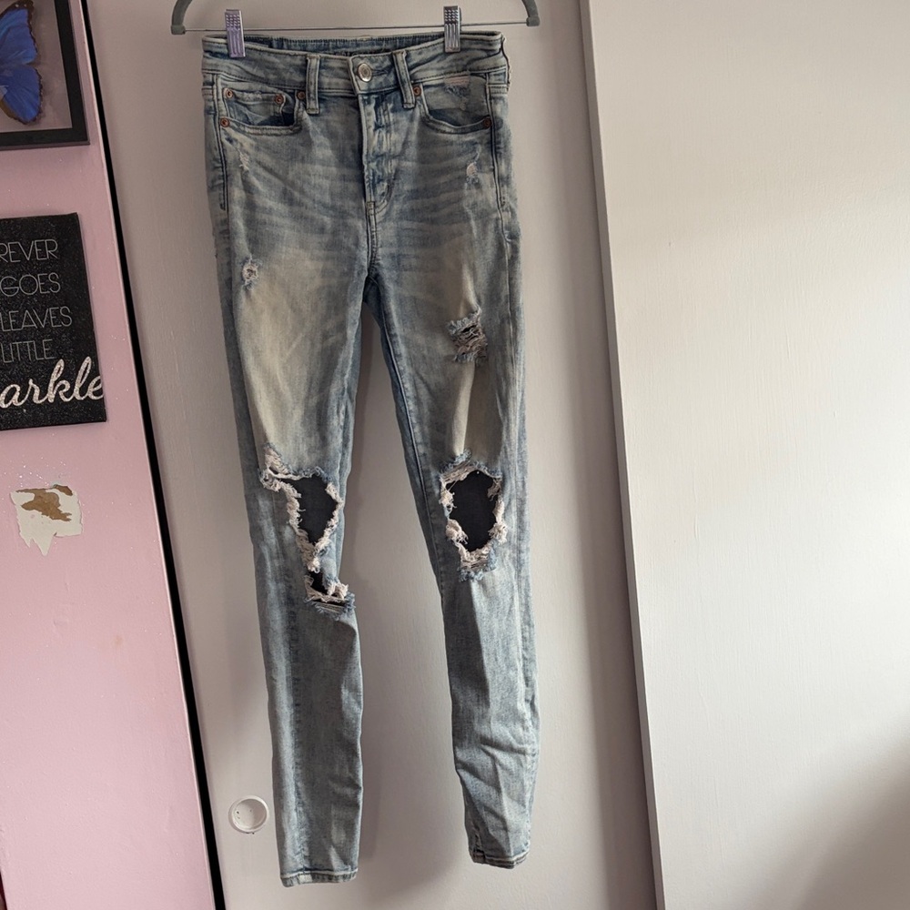 American Eagle Distressed Light Blue Jeans